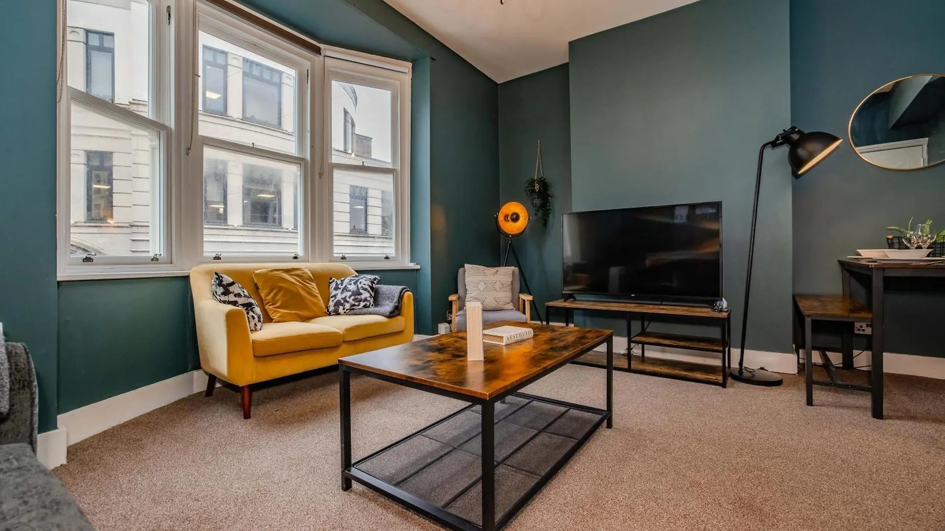 Central Three Bedroom Flat I Sleep Upto 9 Guests Hove Appartamento